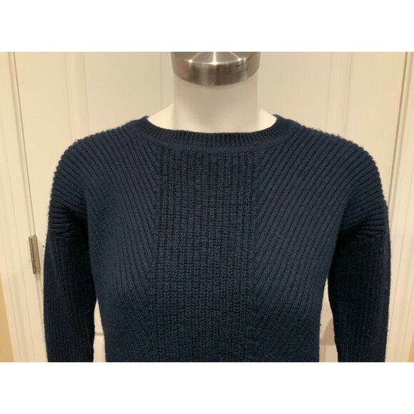 Athleta Navy Blue Knit Sweater W/ Crew Neck, Size XXS (US) - Picture 2 of 8